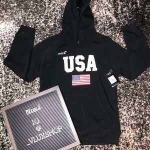 Boys Mitre USA Hoodie Size Medium
